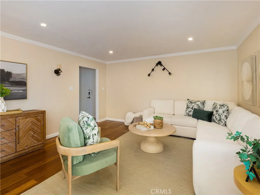 5700 Ravenspur Drive 107, Rancho Palos Verdes, California 90275 home-pic-3